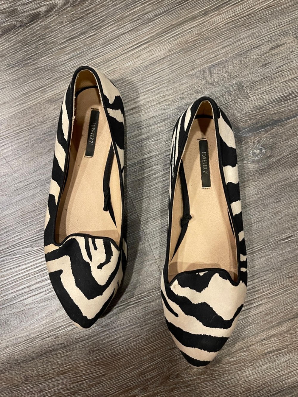 Forever 21 Black and Cream Zebra-Print Pointed-Toe Flats